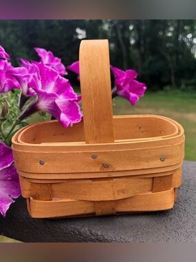 Vintage Handmade Royce Basket - Made in Ohio